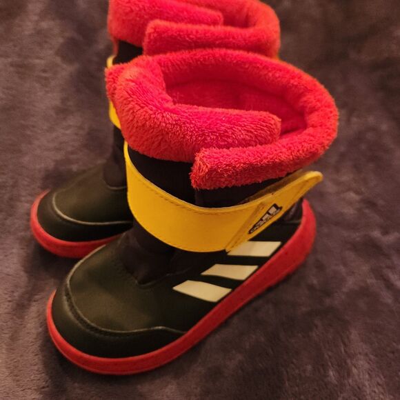 Toddler Adidas Winterplay Mickey I Black/Red/Yellow Size 10K IG7190 - Picture 4 of 9